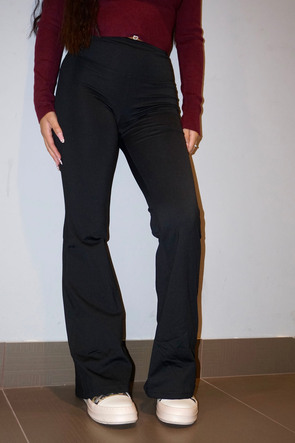 Pantalone Flare